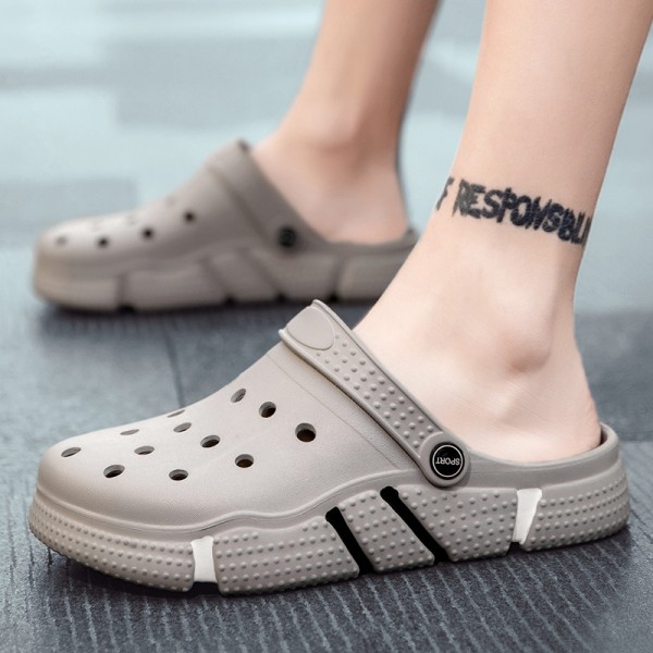 Men Fashion Baotou Non-Slip Hollow Breathable Sandals