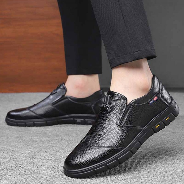 Men Fashion Casual Ventilated Slip On Flat PU Leather Shoes